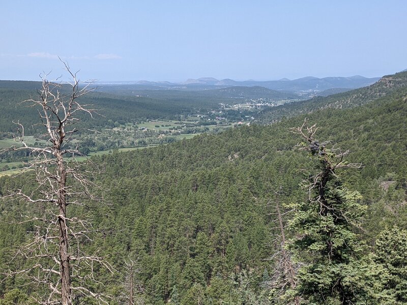 Amole Canyon Trail 10 overlook