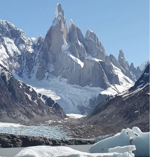 Glacier Torre - Chalten Argentina - Laguna Torre Trail.