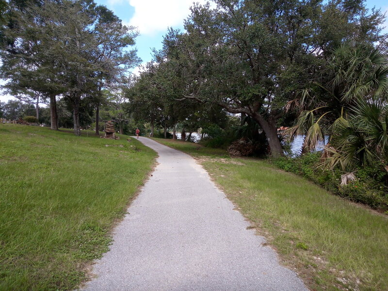 Smooth flat walking tail. Good for walking, jogging, biking or roller blades.