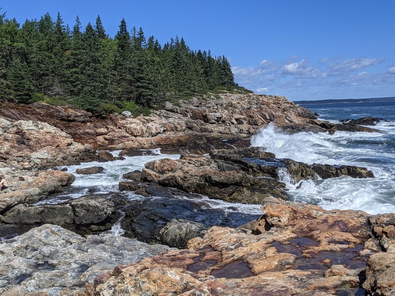 This amazing view is to the North hiking the eastern side of the loop just off the trail.