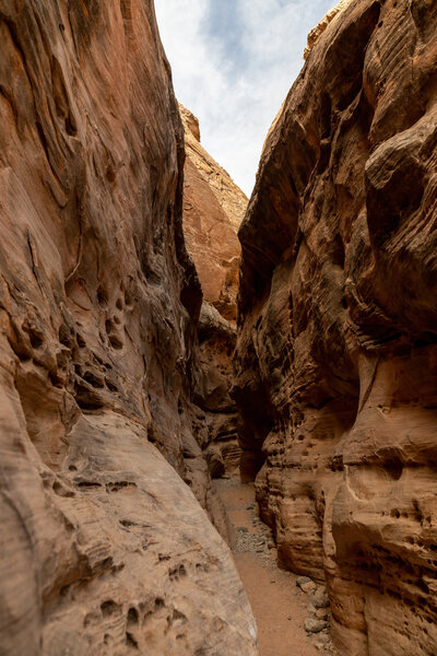 A very narrow slot section at the southern end of the White Domes Loop.