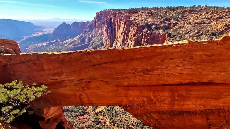 View of the Arch.