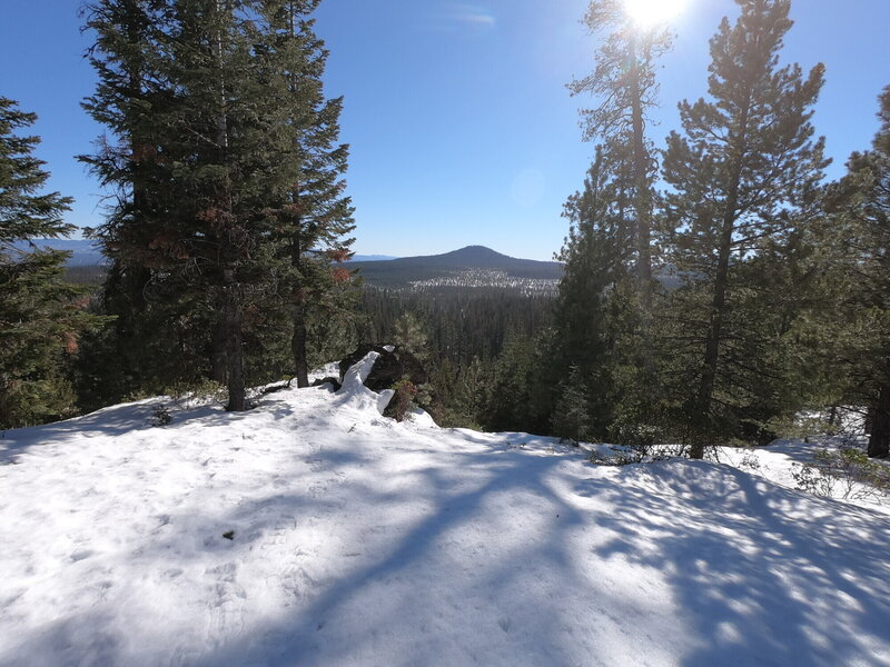 Wanoga Butte outside Nordeen Shelter (1-26-2022)