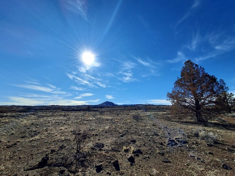 Sochonchin Butte to the south