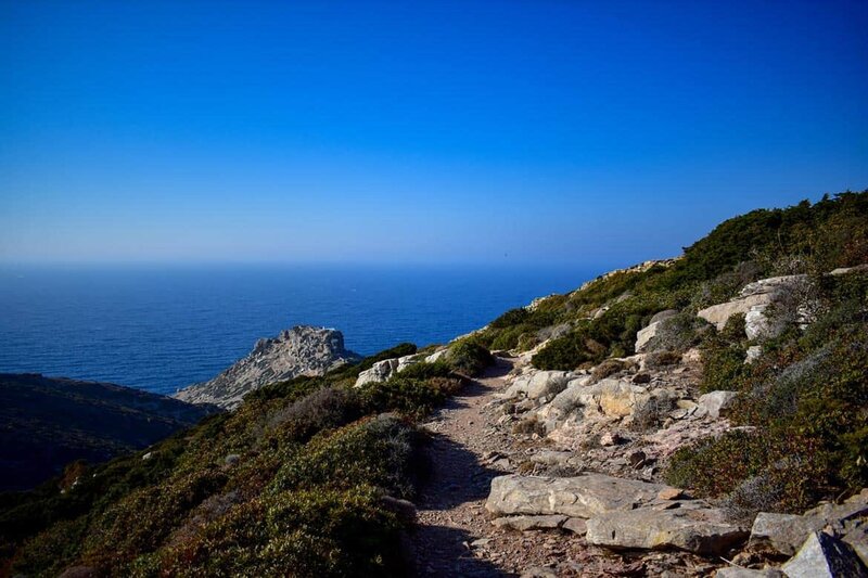 Part of the trail with the acropolis visible down below.