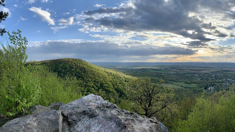 Overlook into Pleasant Gap