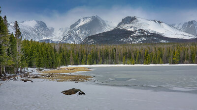 View of the Continental Divide from Bierstadt Lake