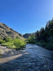 Trailhead looking up the river