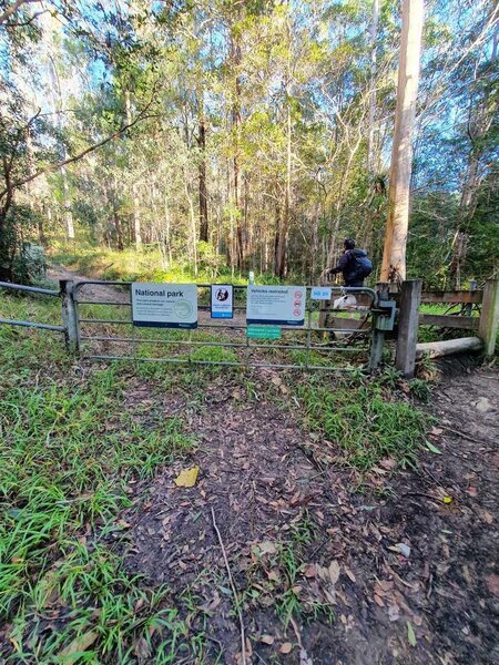 Pages Pinnacle Trailhead located on Springbrook Road.