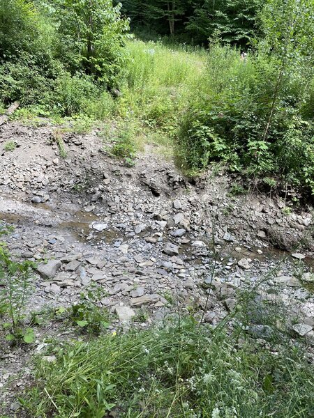 Stream bed crossing