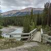 The Alexandra River Trail starts off by crossing this well built bridge over the North Saskatchewn River.