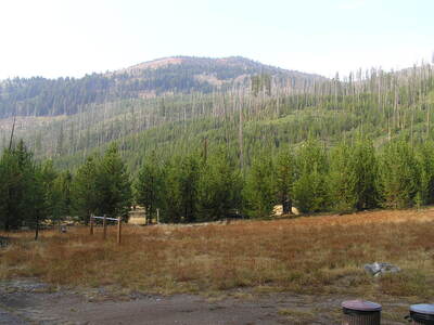 Cunningham Cove trailhead showing ridge to Cunningham Cove (9-11-2022)