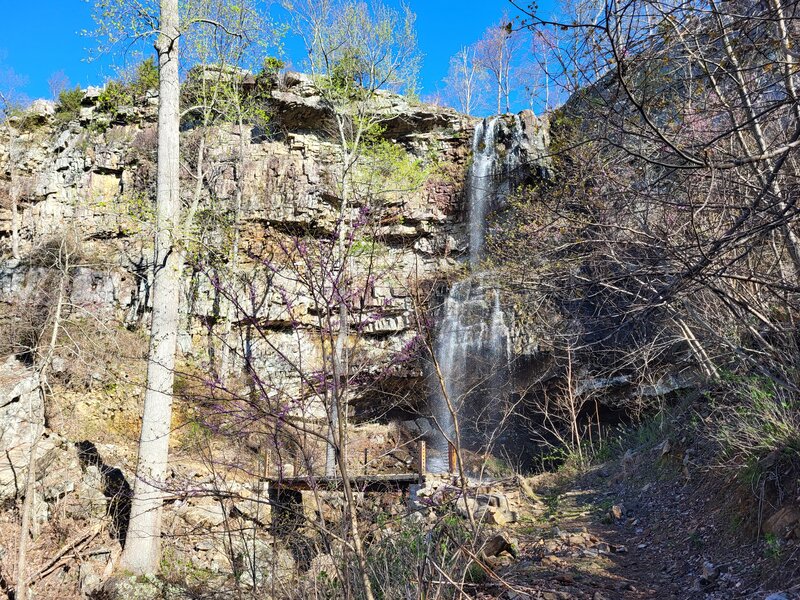 Raulston Falls Park waterfall