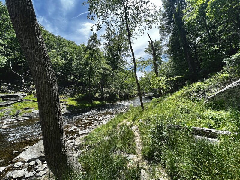 View leading up to Prettyboy Dam