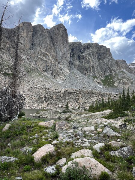 Big walls above Mirror Lake.