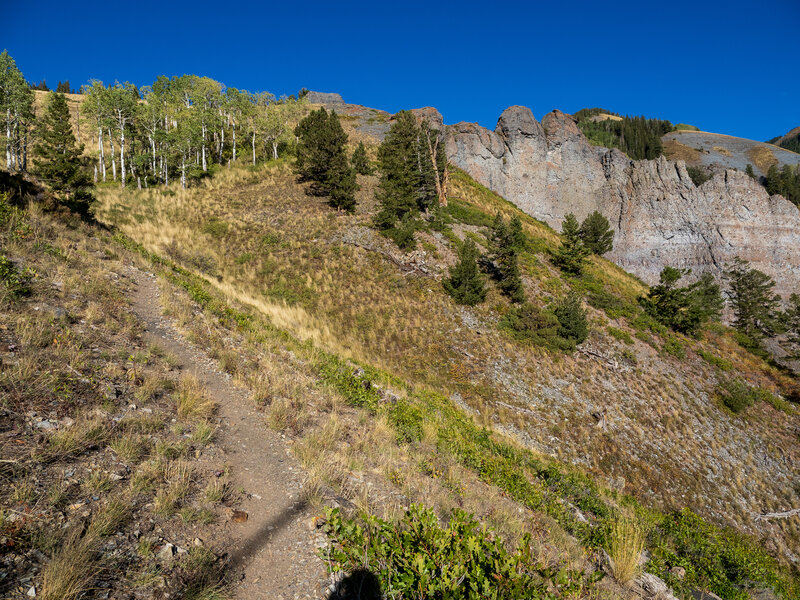 Nearing the top of the Old Horsethief Trail.