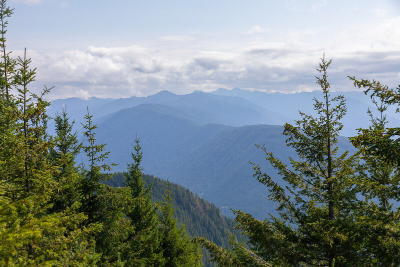 Aurora Ridge from Mt. Muller Trail.