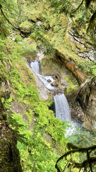 Racehorse Falls