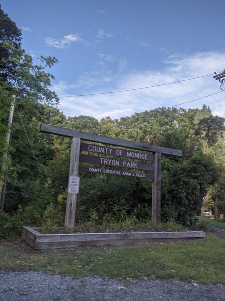 Entryway to Tryon Parking