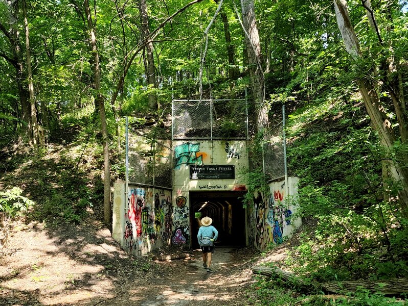 Portal at the south end of the Teepee Tonka Tunnel.