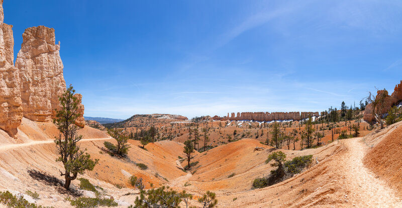 Looking east towards the hoodoos.