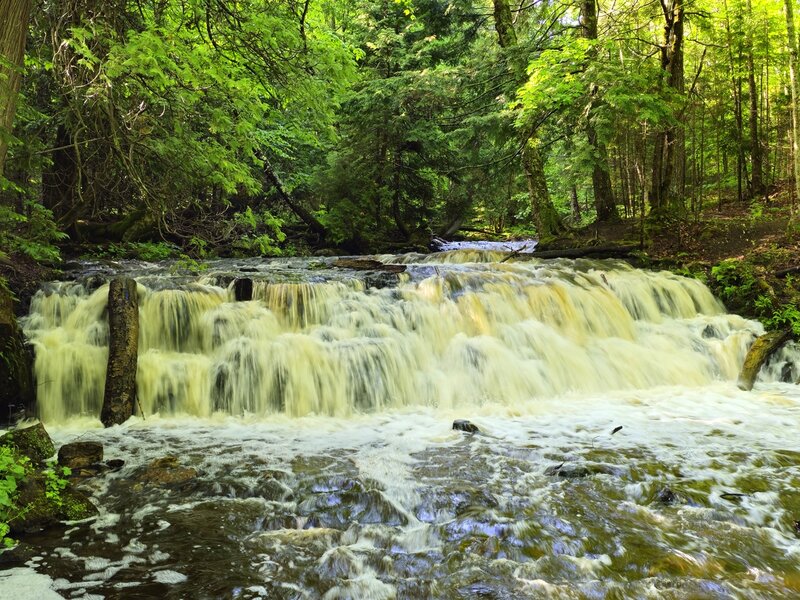 Mosquito Falls