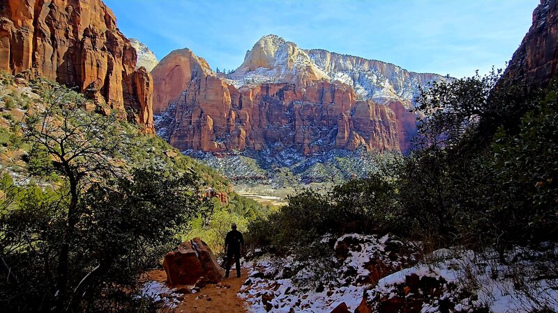 Upper Emerald Pools Trail