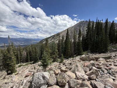 There was a short scree field toward the end of the hike, but otherwise the path was pretty clear.